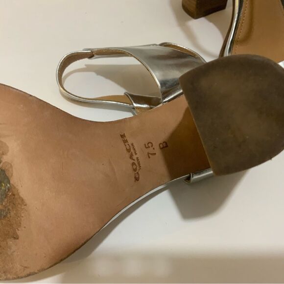 {COACH} Metallic Mirror Lexey Sandals 7.5 B - Picture 5 of 9